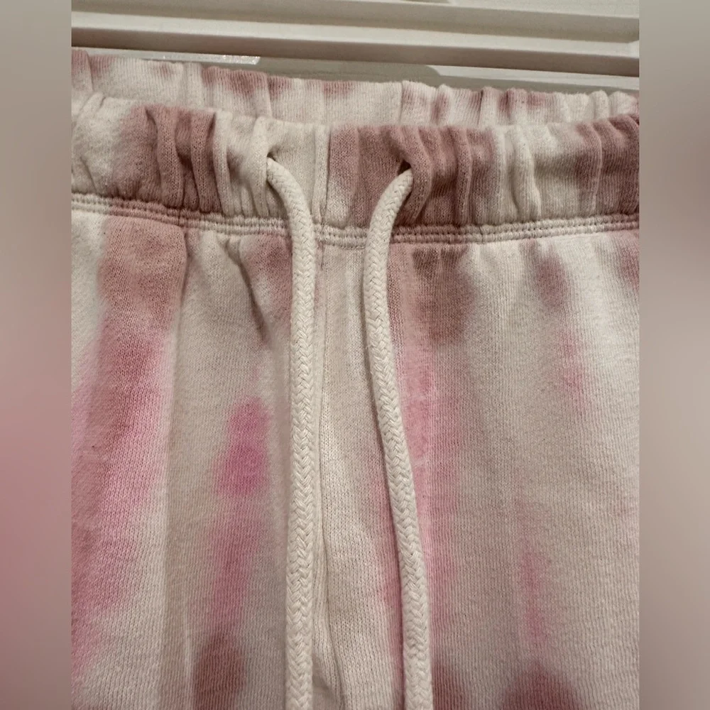 Tie dye Sweats - Picture 5 of 6